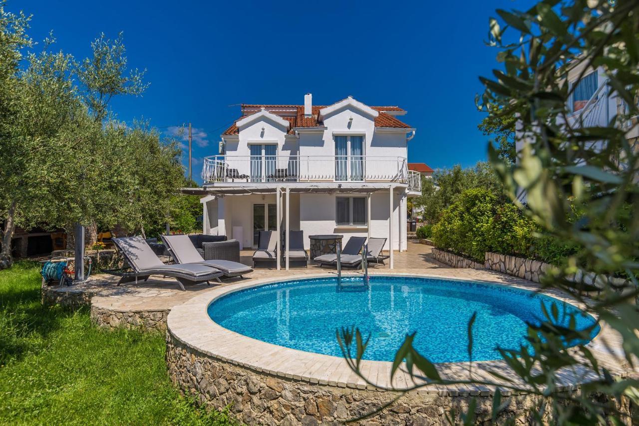 Brzac Holiday Home Olive Garden מראה חיצוני תמונה