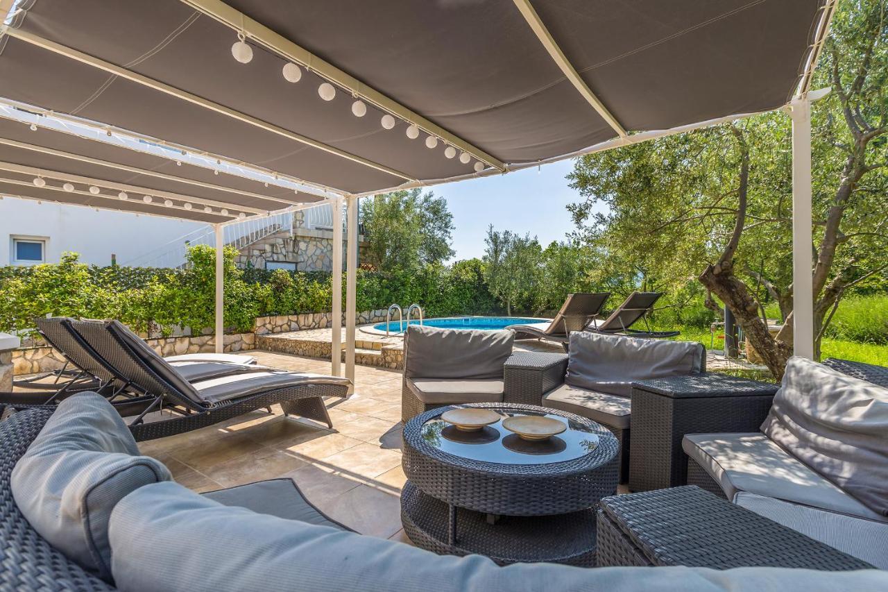Brzac Holiday Home Olive Garden מראה חיצוני תמונה