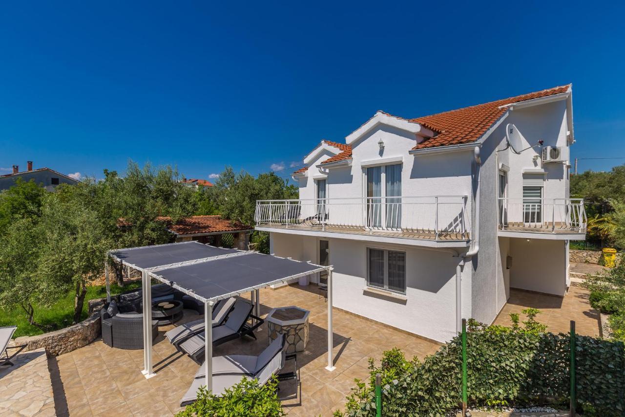 Brzac Holiday Home Olive Garden מראה חיצוני תמונה