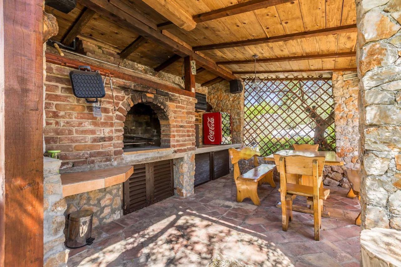 Brzac Holiday Home Olive Garden מראה חיצוני תמונה