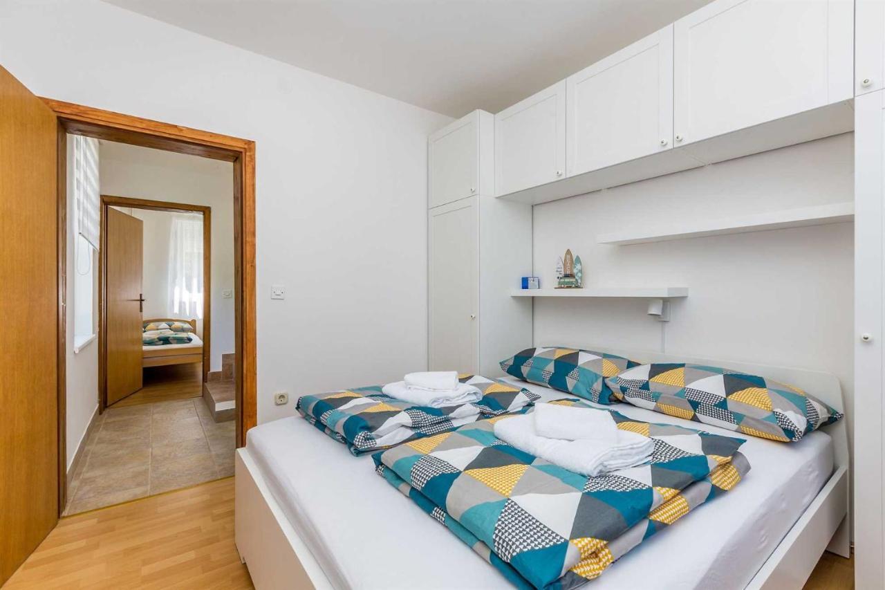 Brzac Holiday Home Olive Garden מראה חיצוני תמונה